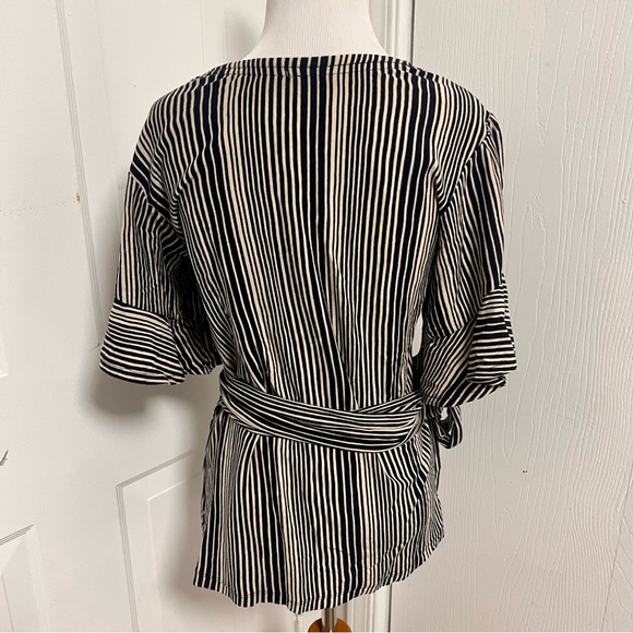 Free People Wrapped Around My Finger Wrap Top B2 - Picture 5 of 7